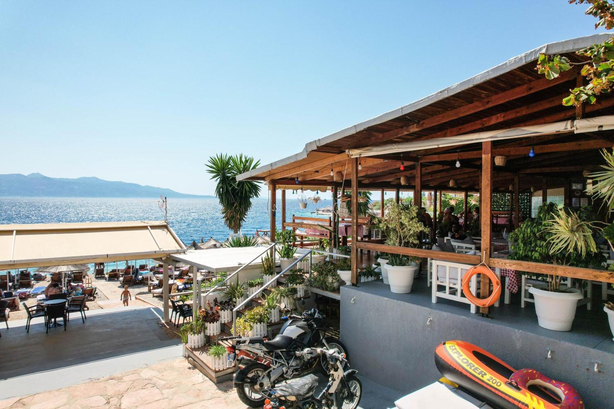 Vila Era Beach Sarandë Buitenkant foto