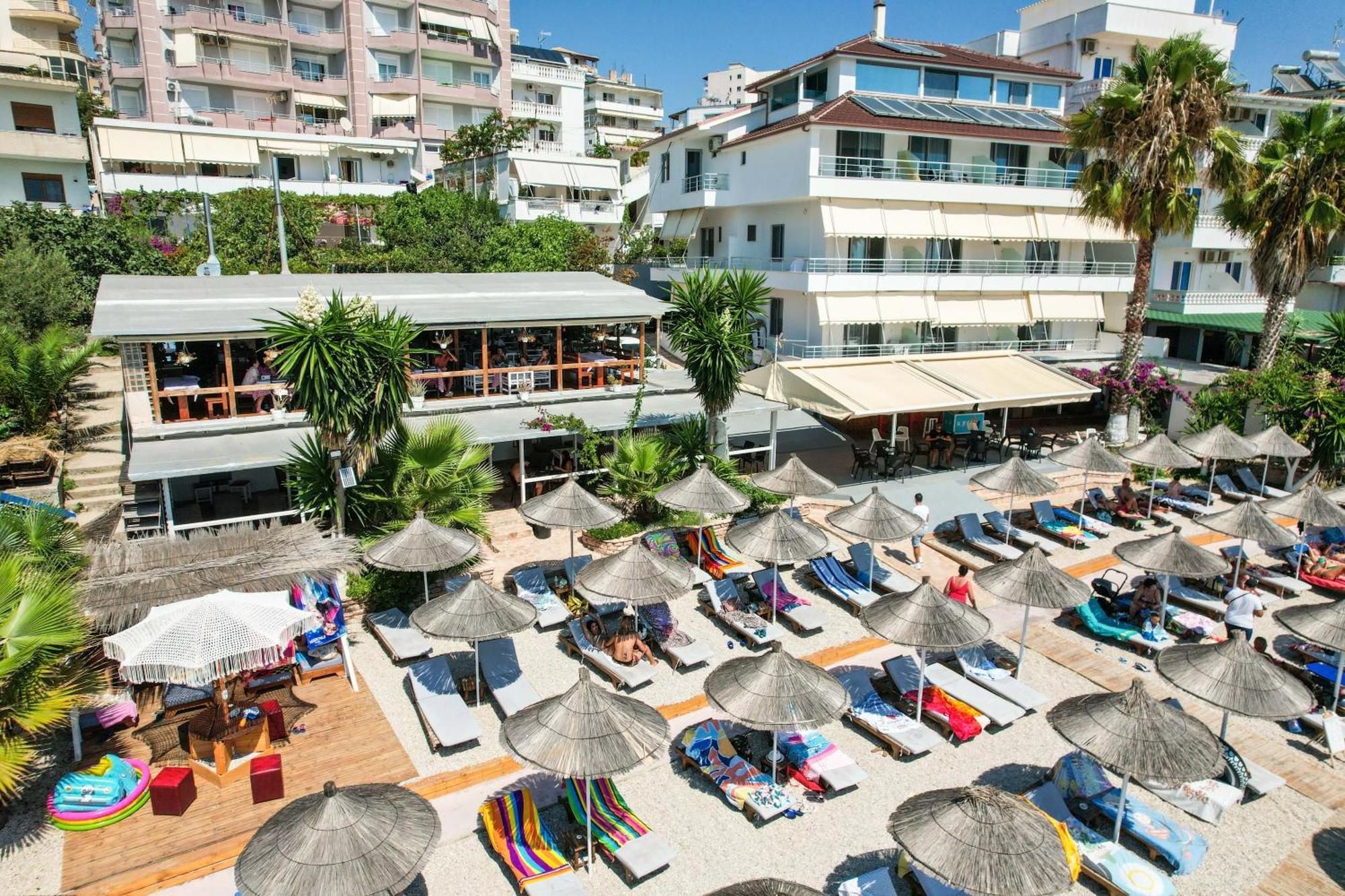 Vila Era Beach Sarandë Buitenkant foto